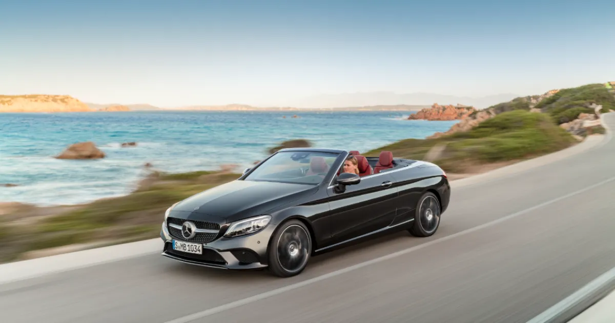 Mercedes-Benz Classe C Cabriolet e Coupé chegam ao Brasil em